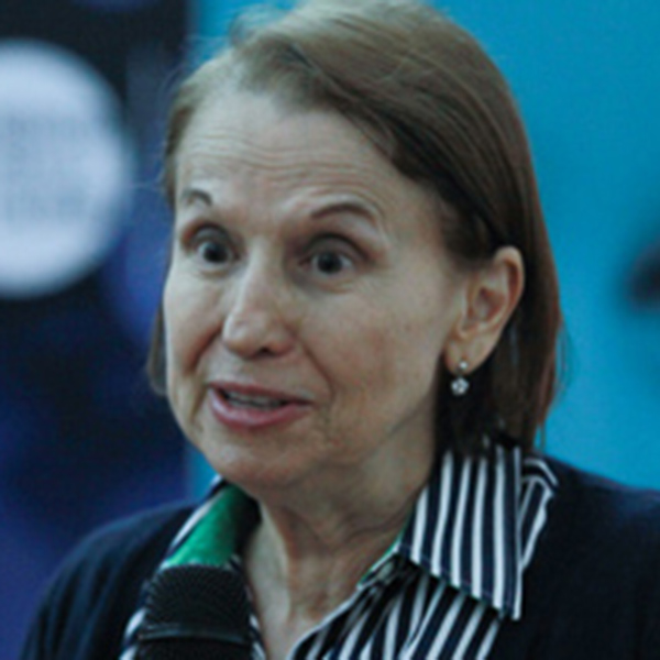 Dr. Anabelle Alfaro