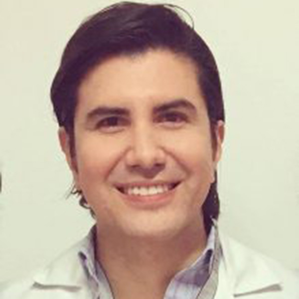 Dr. Germán Esparza