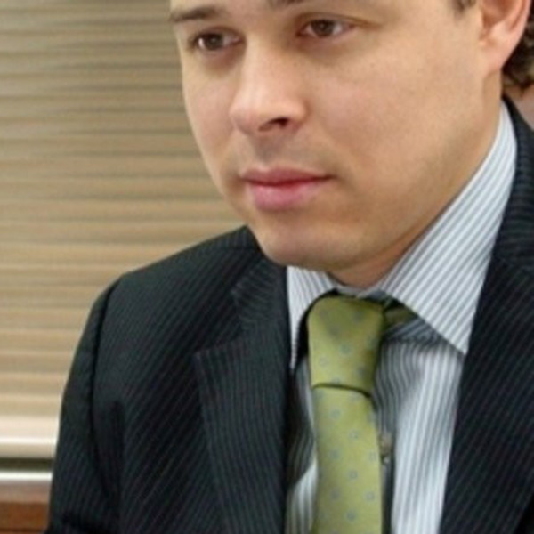 Dr. Carlos Lopez-Jaramillo